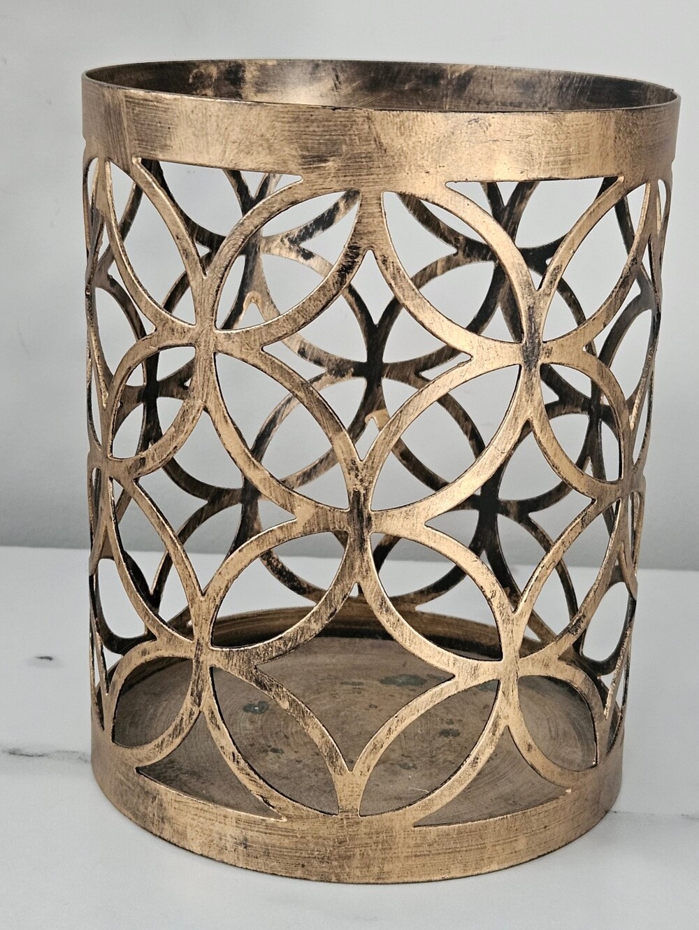 Geometric Hollow Metal Candle Holder (6.5"x5")
